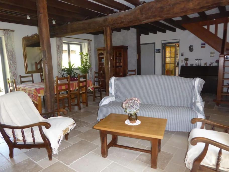 Maison Entiere Independante Noyers-sur-Serein Eksteriør bilde